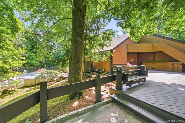 104 Ogden Avenue, Dobbs Ferry, NY 10522