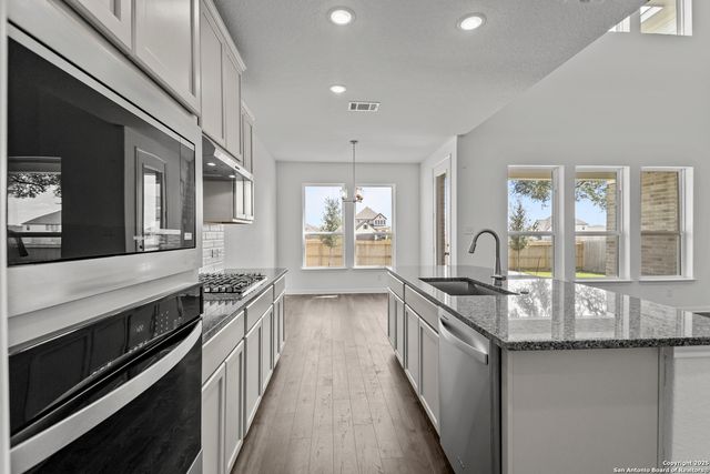 9510 Pioneer Junction, San Antonio, TX 78254