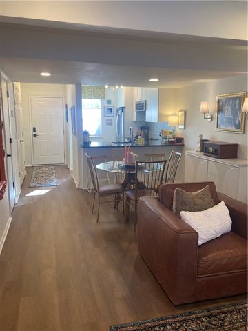 2128 N Garland Avenue 4, Fayetteville, AR 72704