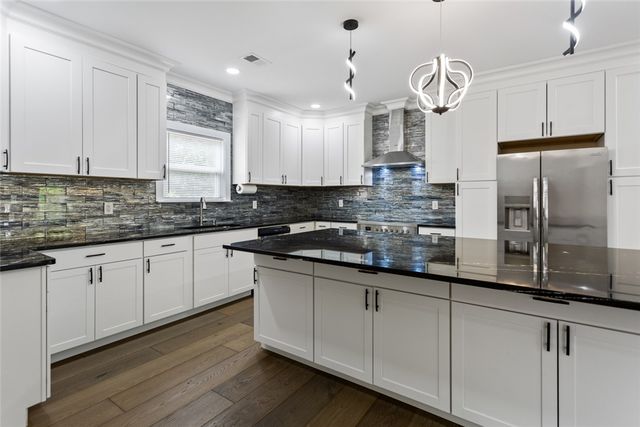 322 Old Shirley Road, Central, SC 29630