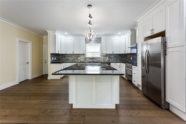 322 Old Shirley Road, Central, SC 29630