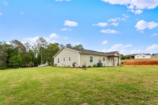 322 Old Shirley Road, Central, SC 29630