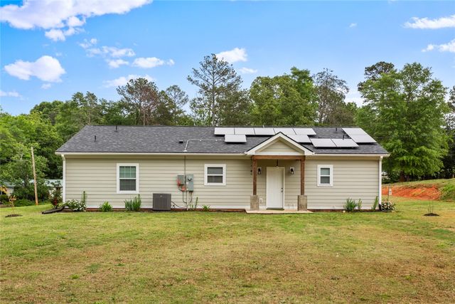 322 Old Shirley Road, Central, SC 29630