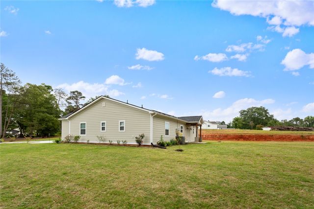 322 Old Shirley Road, Central, SC 29630