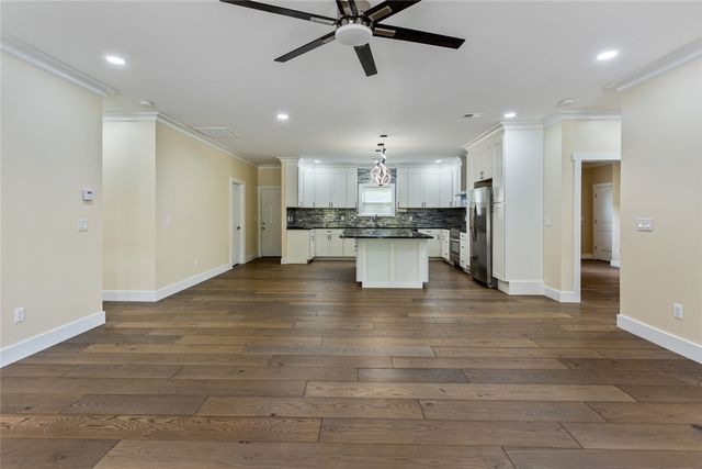 322 Old Shirley Road, Central, SC 29630