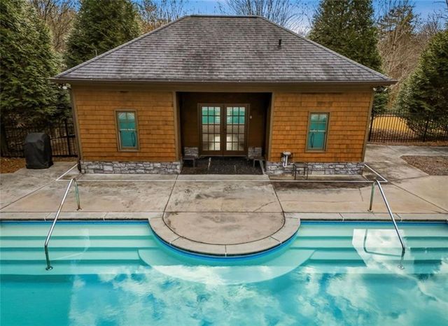5962 Watermark Cove, Gainesville, GA 30506