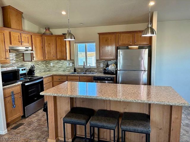 6290 North Melwood Lane, Pahrump, NV 89060