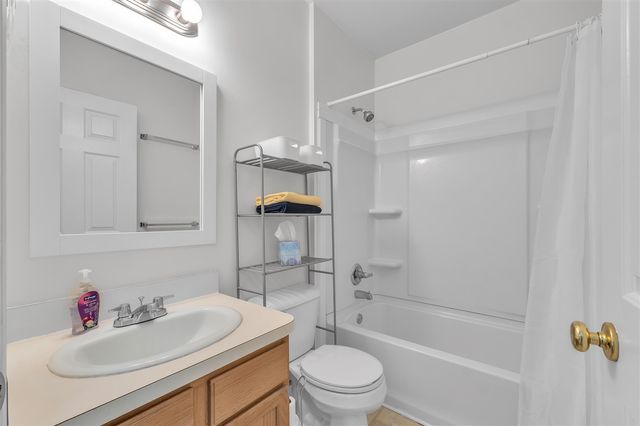 1021 Maiden Lane, Ann Arbor, MI 48105