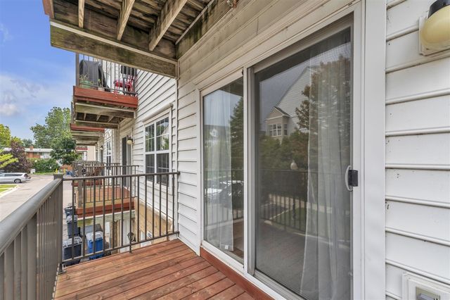 1021 Maiden Lane, Ann Arbor, MI 48105