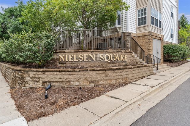 1021 Maiden Lane, Ann Arbor, MI 48105
