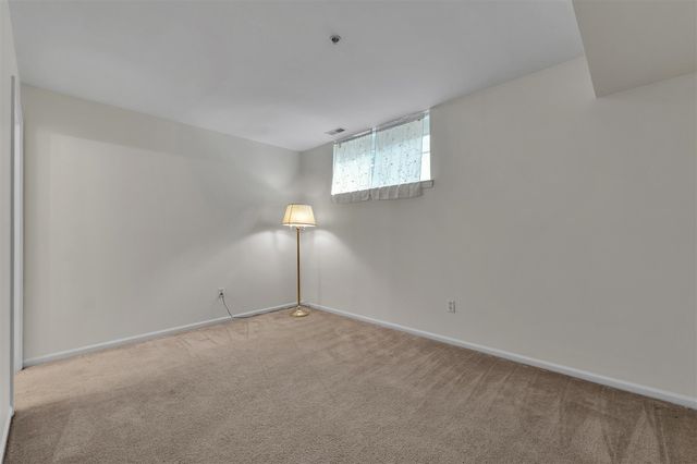 1021 Maiden Lane, Ann Arbor, MI 48105