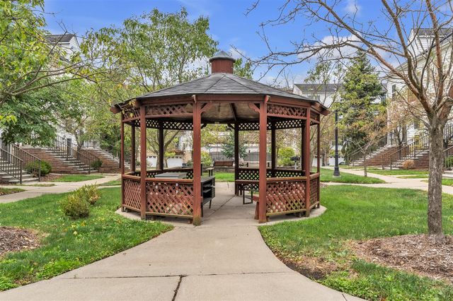 1021 Maiden Lane, Ann Arbor, MI 48105