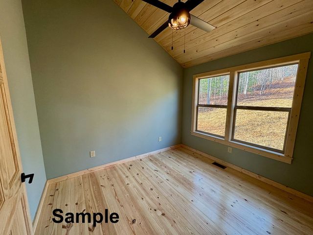 124 Hideout Lane, Murphy, NC 28906