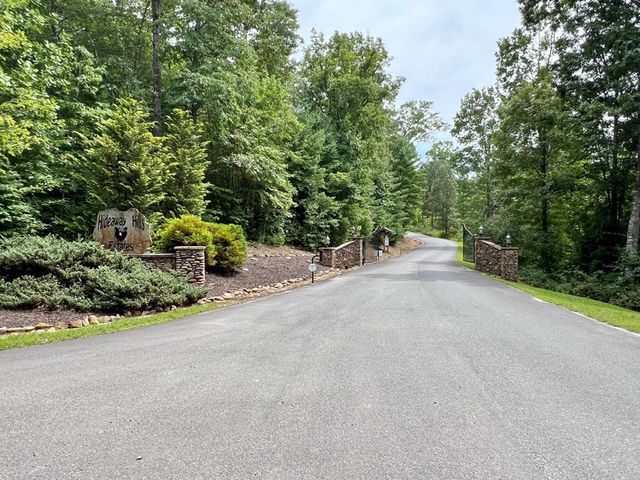 124 Hideout Lane, Murphy, NC 28906
