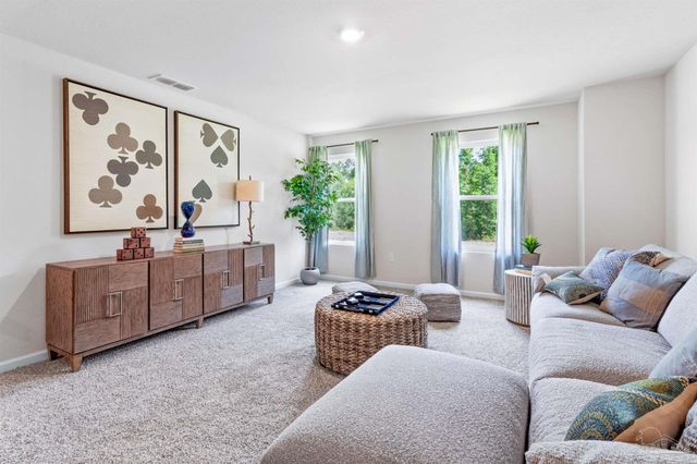 956 Legacy Oaks Dr, Pensacola, FL 32514