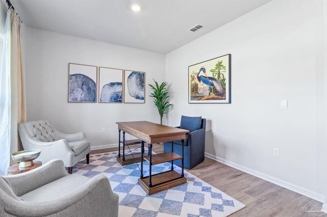 956 Legacy Oaks Dr, Pensacola, FL 32514