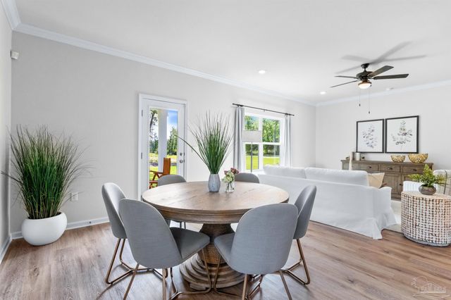 956 Legacy Oaks Dr, Pensacola, FL 32514