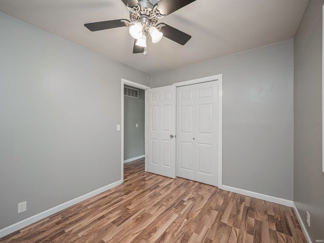 922 Forest Glen Drive, Evansville, IN 47712