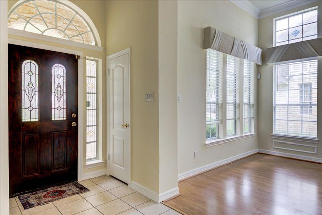 4016 Sable Oaks DR, Round Rock, TX 78664
