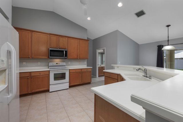 188 SW Klee Circle, Port St. Lucie, Port St Lucie, FL 34953