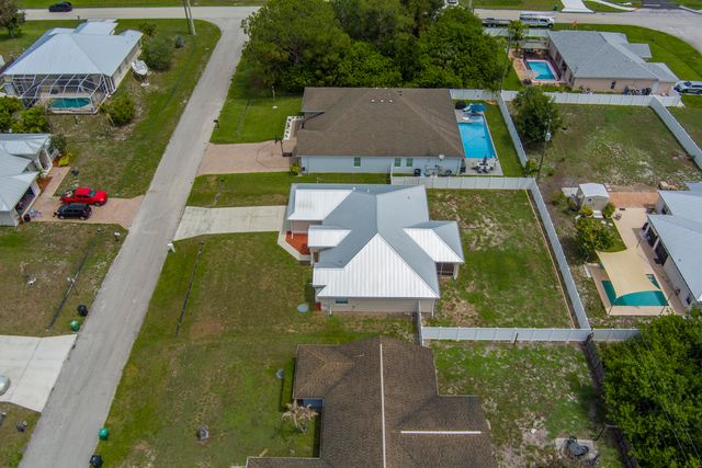 188 SW Klee Circle, Port St. Lucie, Port St Lucie, FL 34953