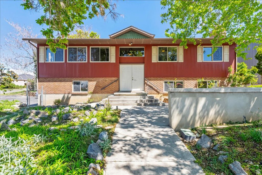 11 S CLARK LN, Elk Ridge, UT 84651