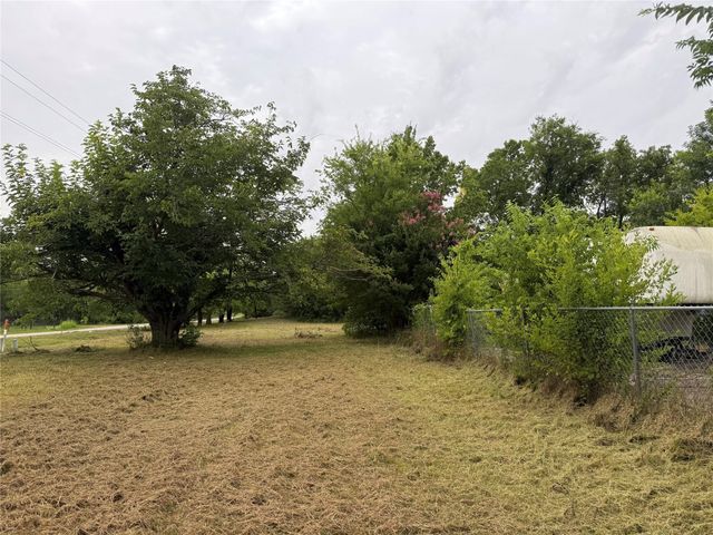 10360 County Road 151, Kaufman, TX 75142