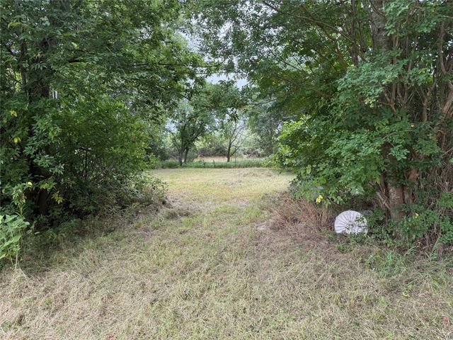 10360 County Road 151, Kaufman, TX 75142
