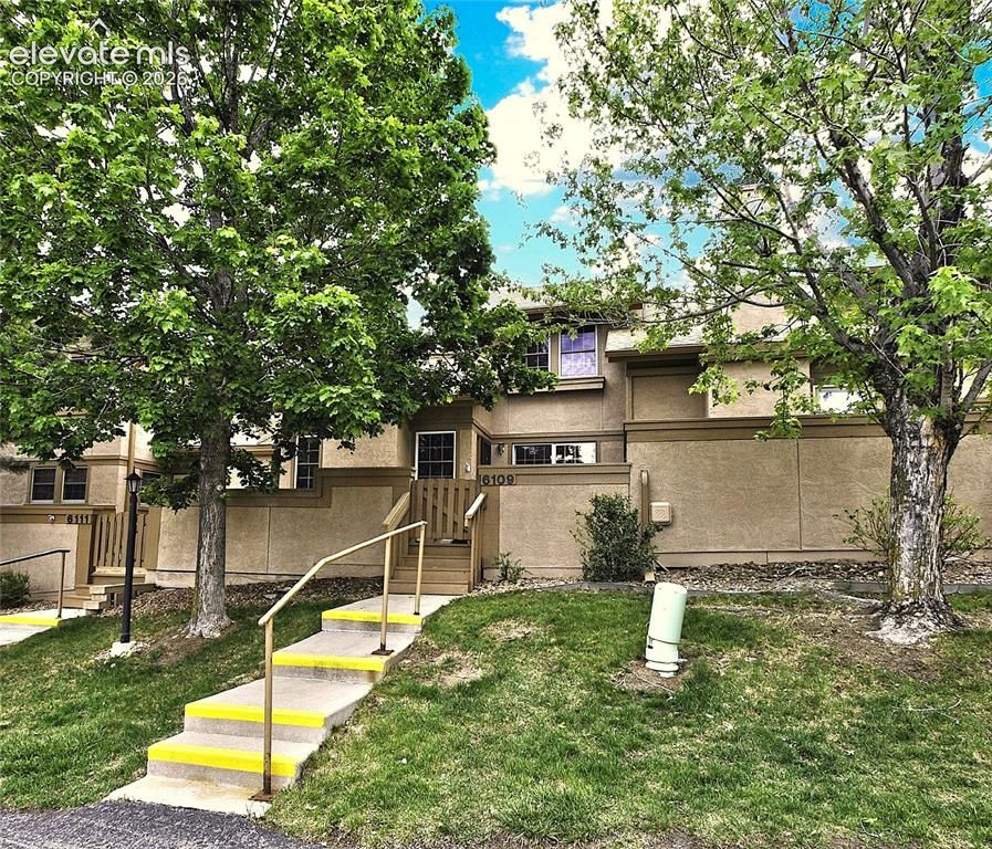 6109 Pine Hill Drive, Colorado Springs, CO 80918