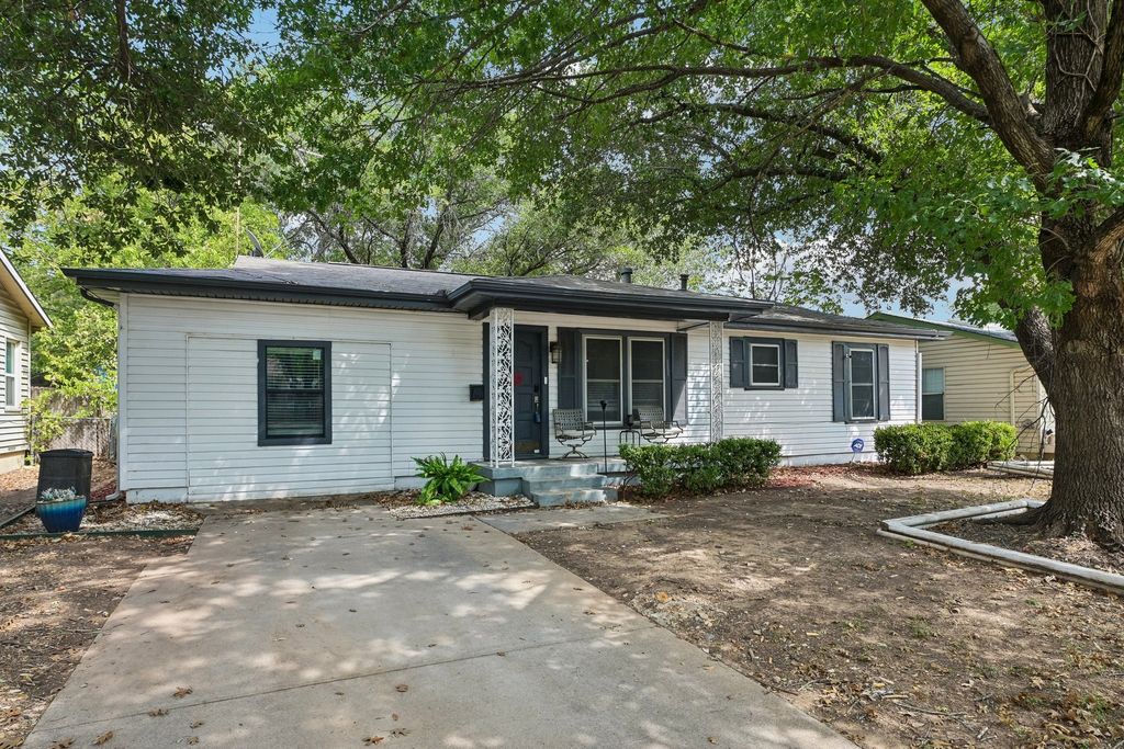 3204 Aurora Street, Haltom City, TX 76117 — exterior