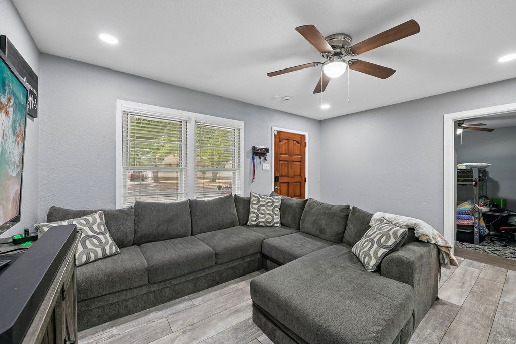 3204 Aurora Street, Haltom City, TX 76117 — photo 3