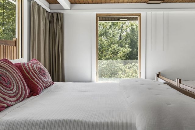 1600 Rocky Gap Road, Benton Twp, MI 49022