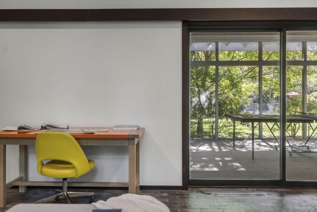 1600 Rocky Gap Road, Benton Twp, MI 49022