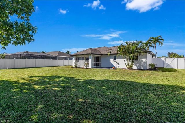 2533 SW 26th AVE, Cape Coral, FL 33914