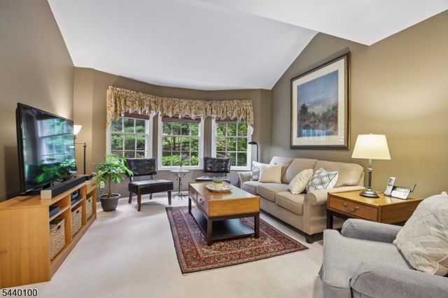 19 Chadwell Pl, Morris Twp., NJ 07960