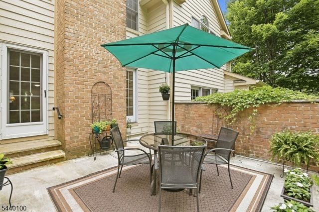 19 Chadwell Pl, Morris Twp., NJ 07960