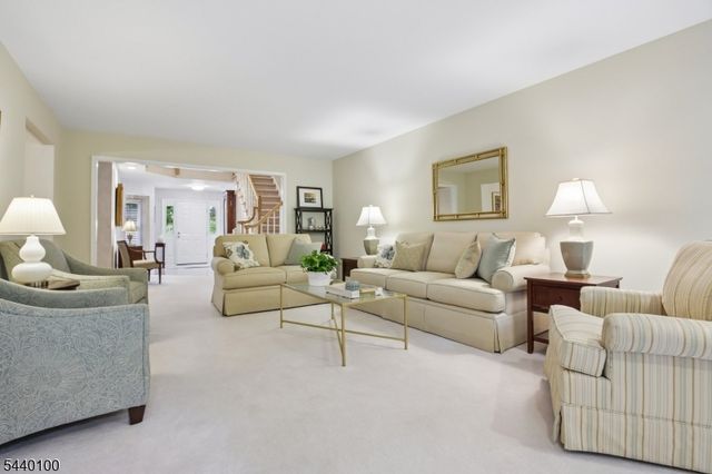 19 Chadwell Pl, Morris Twp., NJ 07960