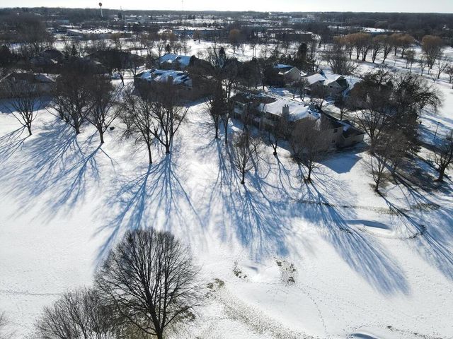 14432 Fairway Drive 172, Eden Prairie, MN 55344