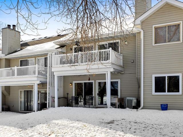 14432 Fairway Drive 172, Eden Prairie, MN 55344