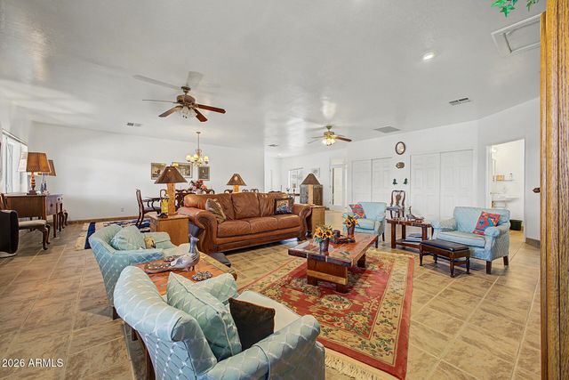 49631 N 27TH Avenue, New River, AZ 85087