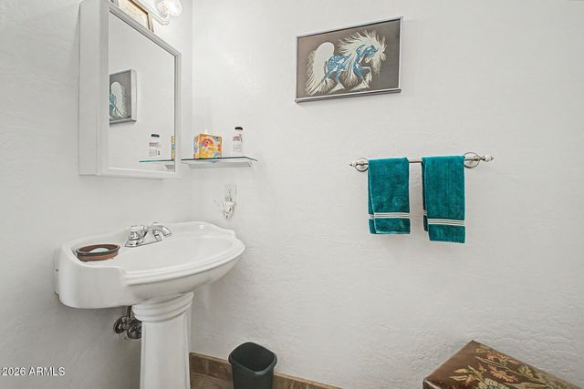 49631 N 27TH Avenue, New River, AZ 85087