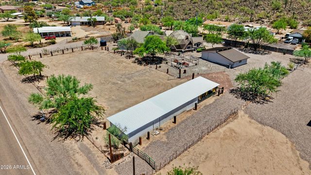 49631 N 27TH Avenue, New River, AZ 85087