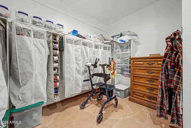 49631 N 27TH Avenue, New River, AZ 85087