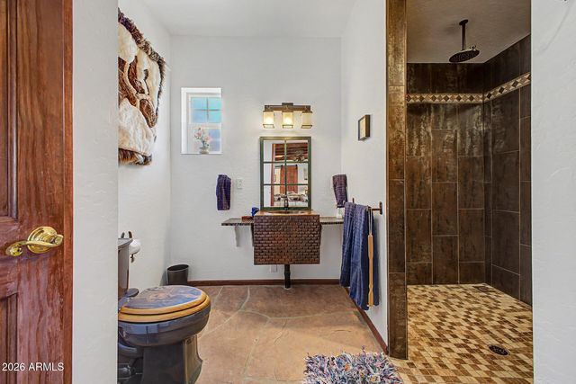 49631 N 27TH Avenue, New River, AZ 85087