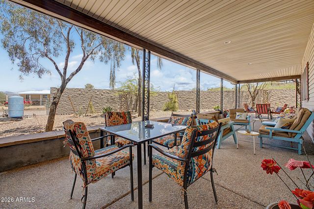 49631 N 27TH Avenue, New River, AZ 85087