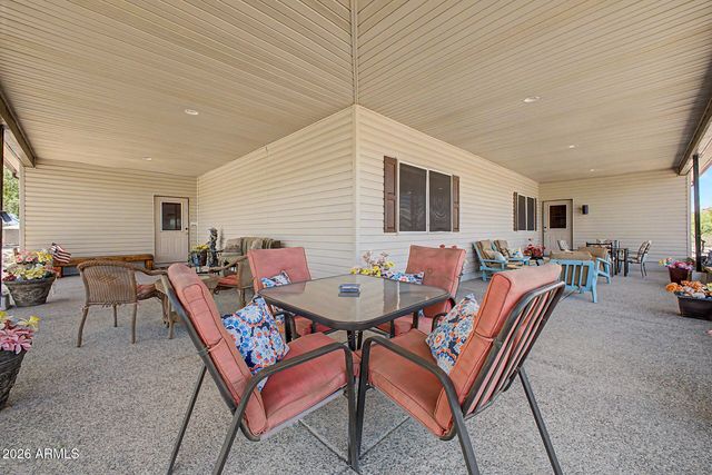 49631 N 27TH Avenue, New River, AZ 85087