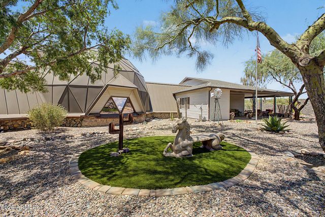 49631 N 27TH Avenue, New River, AZ 85087
