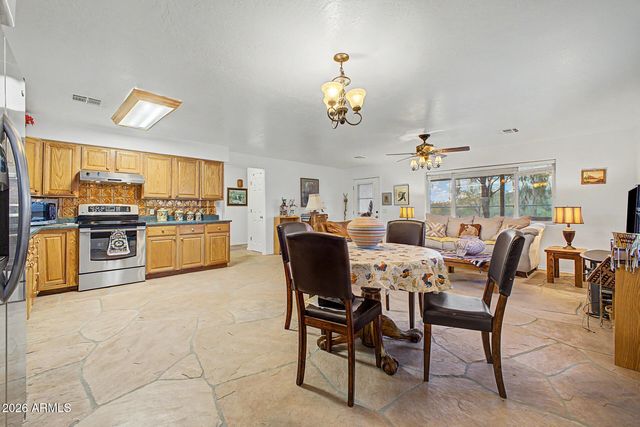 49631 N 27TH Avenue, New River, AZ 85087