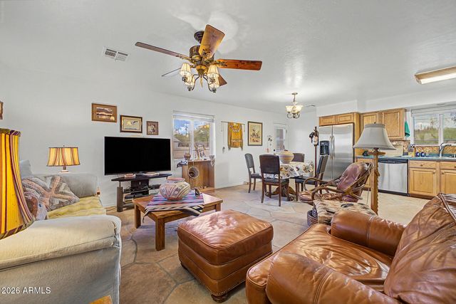 49631 N 27TH Avenue, New River, AZ 85087