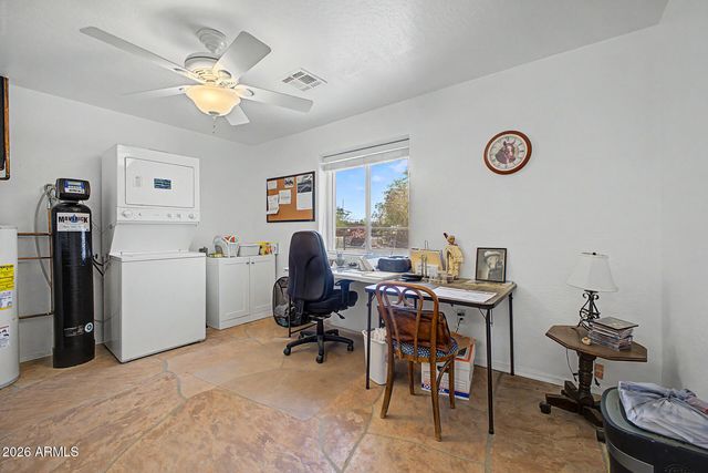 49631 N 27TH Avenue, New River, AZ 85087